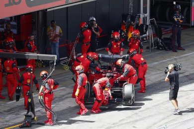 Ferrari, İspanya'da sezonun en hızlı pit stopunu yaptı 