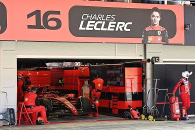 Leclerc, İspanya'da hasar gören MGU... 